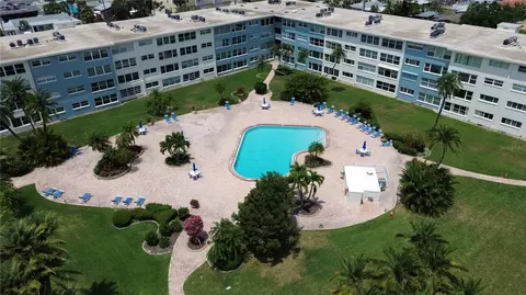 6363 Gulf Winds Dr #427, Saint Pete Beach, FL 33706