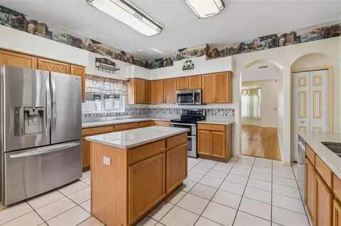 Kitchen - 12803 Longcrest Dr, Riverview, FL 33579 photo 3 of 4