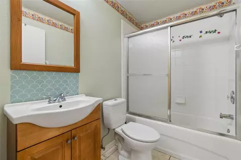Bath - 12803 Longcrest Dr, Riverview, FL 33579 photo 1 of 7
