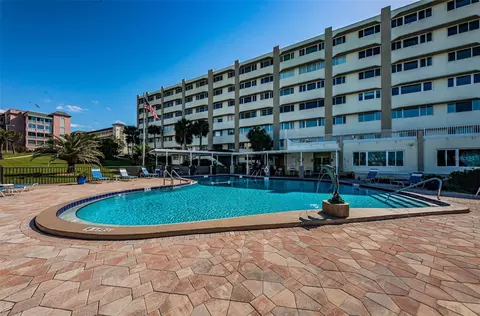 Exterior - 100 Bluff View Dr #514C, Belleair Bluffs, FL 33770 photo 2 of 5