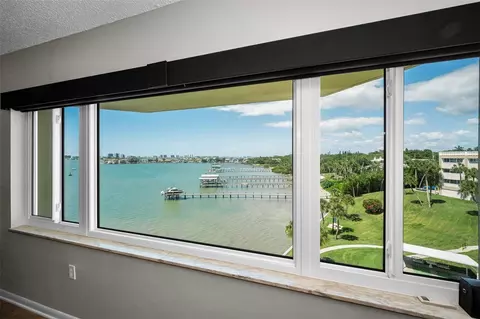View/Area - 100 Bluff View Dr #514C, Belleair Bluffs, FL 33770 photo 4 of 12