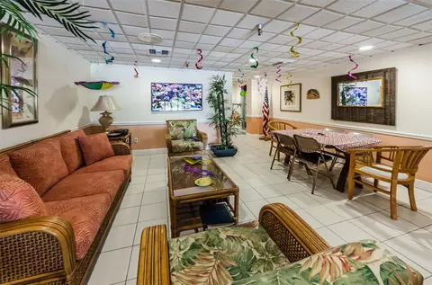 Living - 100 Bluff View Dr #514C, Belleair Bluffs, FL 33770 photo 5 of 6