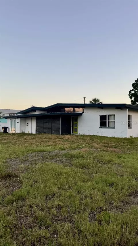 4830 Chancellor St NE, Saint Petersburg, FL 33703