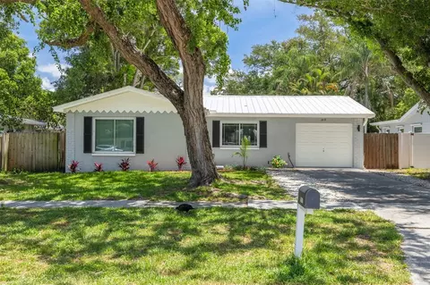 1819 West Dr, Clearwater, FL 33755