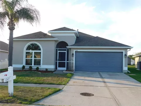 1247 Vinetree Dr, Brandon, FL 33510
