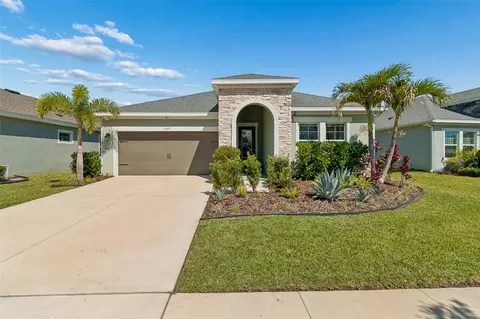 5619 Silver Sun Dr, Apollo Beach, FL 33572