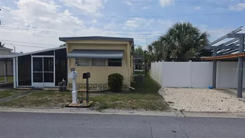 1110 49th Ave Dr W, Bradenton, FL 34207