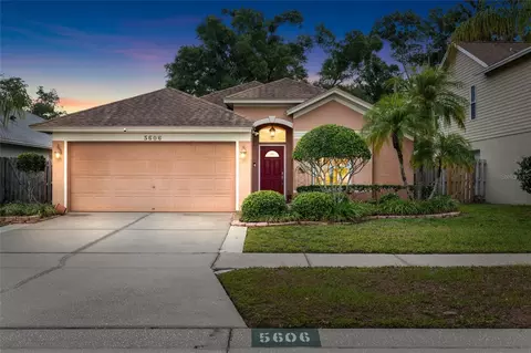 5606 Paddock Trail Dr, Tampa, FL 33624