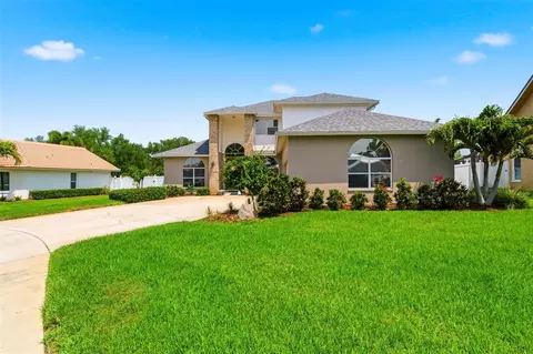 14263 Sunshine Ct, Largo, FL 33774