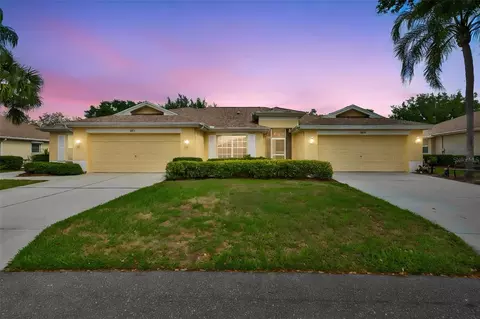 2249 Worthington Greens Dr #6, Sun City Center, FL 33573