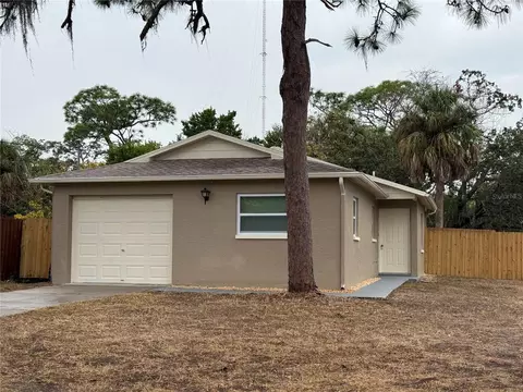 15217 Omaha St, Hudson, FL 34667