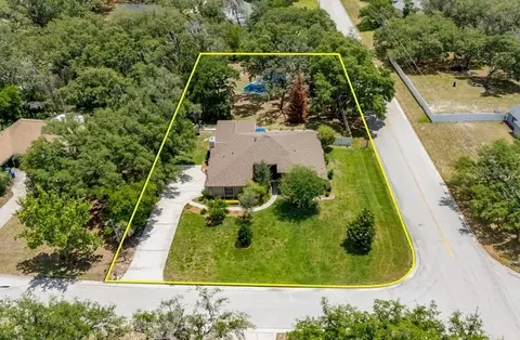 11214 Leprechaun Dr, Riverview, FL 33569