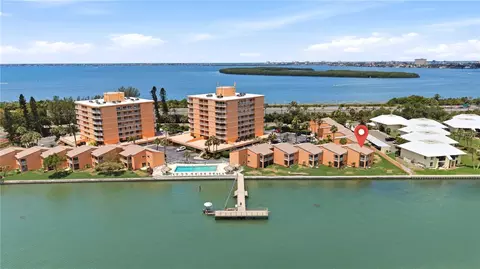 7400 Sunshine Skyway Ln S #111, Saint Petersburg, FL 33711