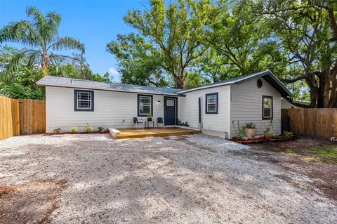 1208 E Chilkoot Ave, Tampa, FL 33612