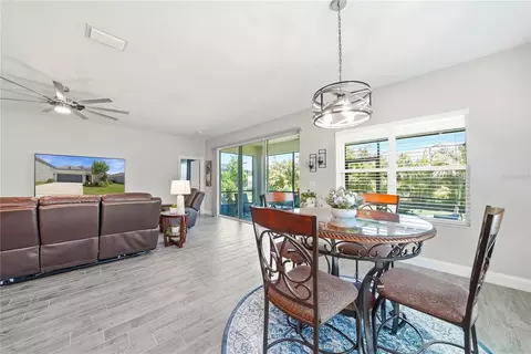 Dining - 5521 Limelight Dr, Apollo Beach, FL 33572 photo 2 of 2