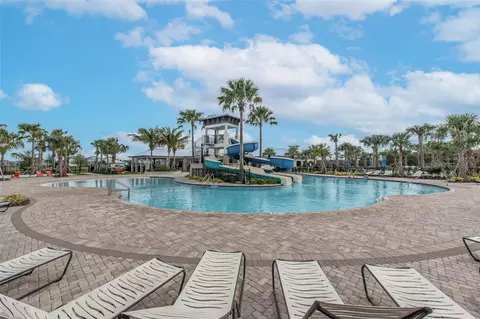 Exterior - 5521 Limelight Dr, Apollo Beach, FL 33572 photo 7 of 9