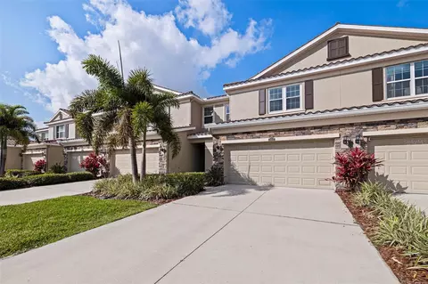 568 53rd Ave N, Saint Petersburg, FL 33703