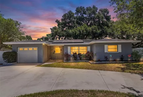983 Emerson Dr, Dunedin, FL 34698