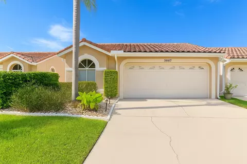 3867 Darston St, Palm Harbor, FL 34685