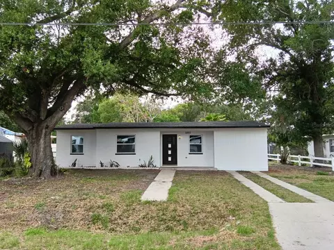 1055 30th St NW, Winter Haven, FL 33881