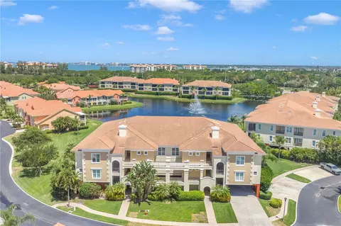 10 Franklin Ct S #63D, Saint Petersburg, FL 33711