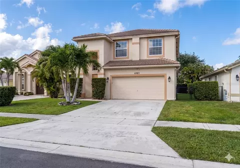 11483 Beacon Pointe Ln, Wellington, FL 33414