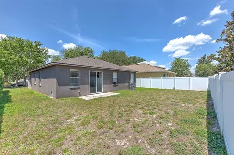Exterior - 11136 Running Pine Dr, Riverview, FL 33569 photo 4 of 5