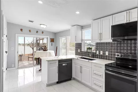 9426 Star Gazer Ln, Riverview, FL 33578 photo 5