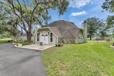 10424 Lyons Ave, Lithia, FL 33547