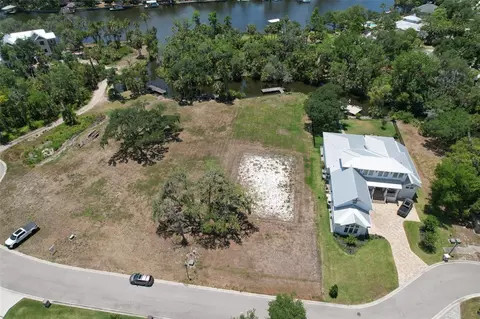 8325 Alafia Pointe Dr, Riverview, FL 33578 photo 12