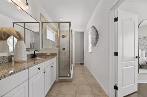 Entry Way - 7141 Bowspirit Pl, Apollo Beach, FL 33572 photo 6 of 8