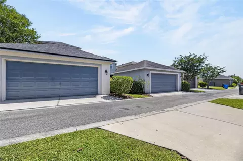 Exterior - 7141 Bowspirit Pl, Apollo Beach, FL 33572 photo 9 of 16