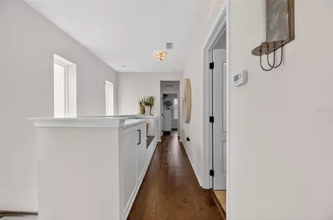 Entry Way - 7141 Bowspirit Pl, Apollo Beach, FL 33572 photo 5 of 8