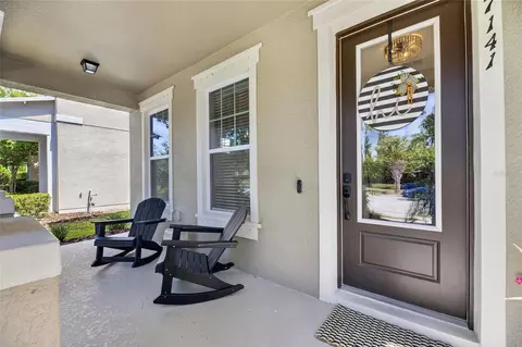 Exterior - 7141 Bowspirit Pl, Apollo Beach, FL 33572 photo 3 of 16