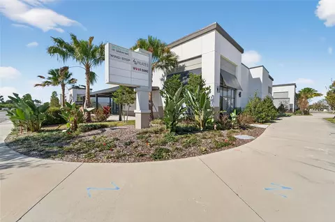 Exterior - 7141 Bowspirit Pl, Apollo Beach, FL 33572 photo 14 of 16