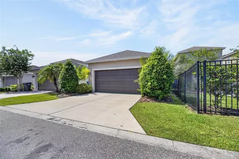 Exterior - 7141 Bowspirit Pl, Apollo Beach, FL 33572 photo 10 of 16