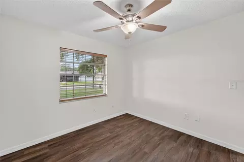 903 Old Darby St, Seffner, FL 33584 photo 28