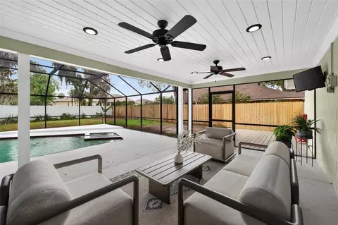903 Old Darby St, Seffner, FL 33584 photo 40