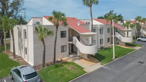 5510 Puerta Del Sol Blvd S #232, Saint Petersburg, FL 33715