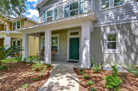 Exterior - 5301 Match Point Pl, Lithia, FL 33547 photo 7 of 10