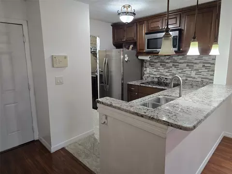 4115 Chatham Oak Ct #218, Tampa, FL 33624
