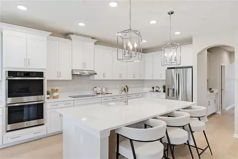 Kitchen - 9608 Sorbonne Loop, Seffner, FL 33584 photo 1 of 7