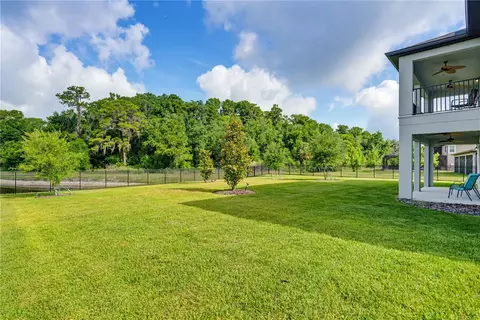 Exterior - 9608 Sorbonne Loop, Seffner, FL 33584 photo 7 of 9