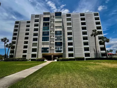 851 Bayway Blvd #405, Clearwater Beach, FL 33767