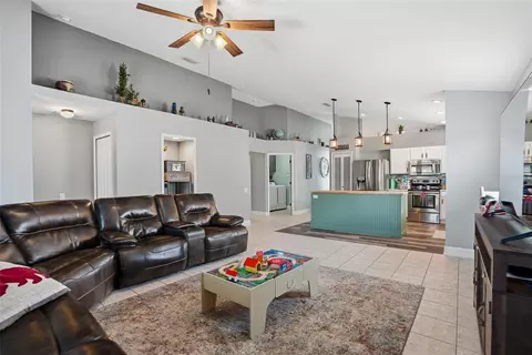 Entry Way - 10446 Hallmark Blvd, Riverview, FL 33578 photo 2 of 2