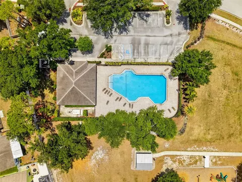 View/Area - 10446 Hallmark Blvd, Riverview, FL 33578 photo 10 of 13