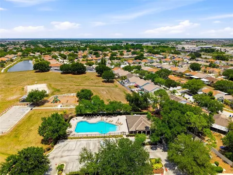 View/Area - 10446 Hallmark Blvd, Riverview, FL 33578 photo 7 of 13