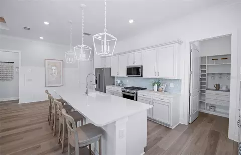 Kitchen - 11316 Clay Ave, Parrish, FL 34219 photo 3 of 3