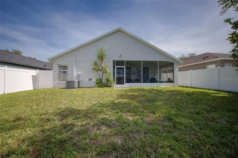 Exterior - 13425 Fladgate Mark Dr, Riverview, FL 33579 photo 8 of 9