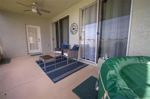 Exterior - 13425 Fladgate Mark Dr, Riverview, FL 33579 photo 5 of 9